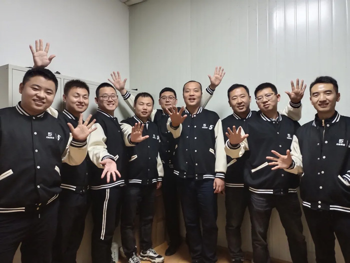 云开电子-云开（中国）一站式服务平台
的5周岁，我们这么过！-9.jpg